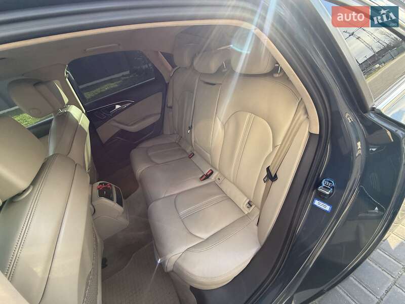 Седан Audi A6 2012 в Одессе