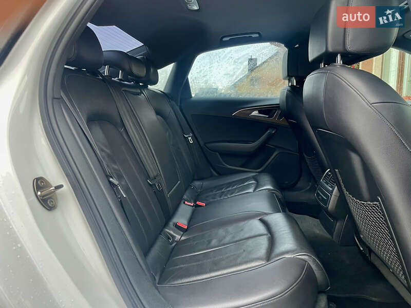 Седан Audi A6 2014 в Ровно