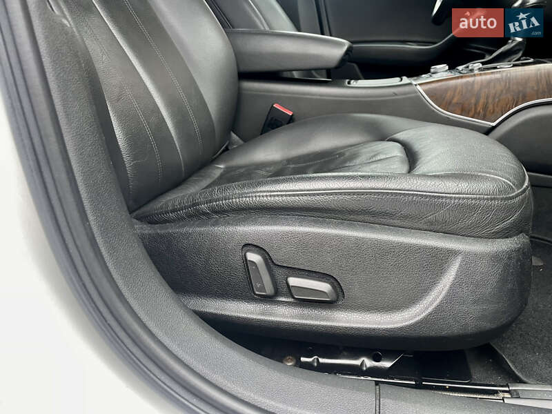 Седан Audi A6 2014 в Ровно