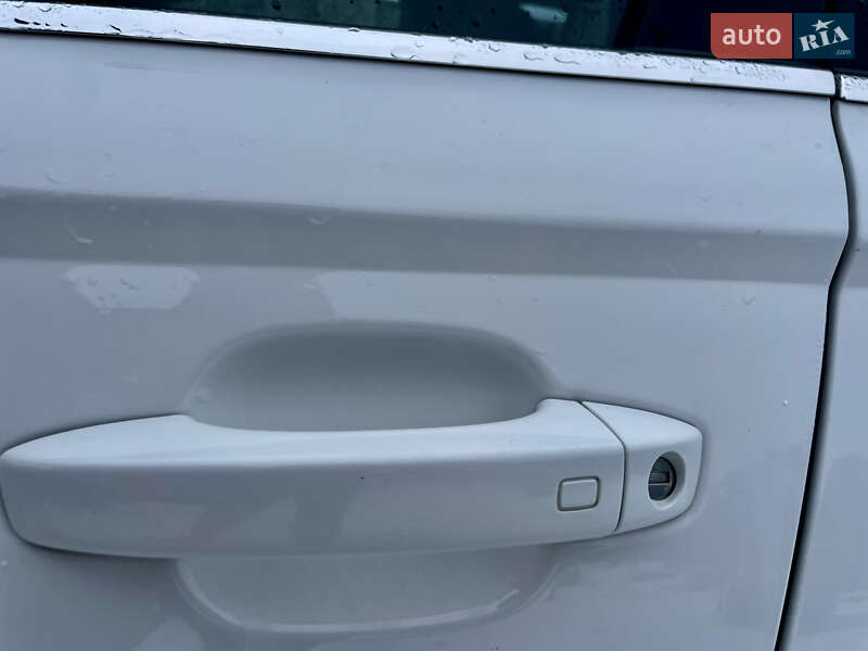 Седан Audi A6 2014 в Ровно