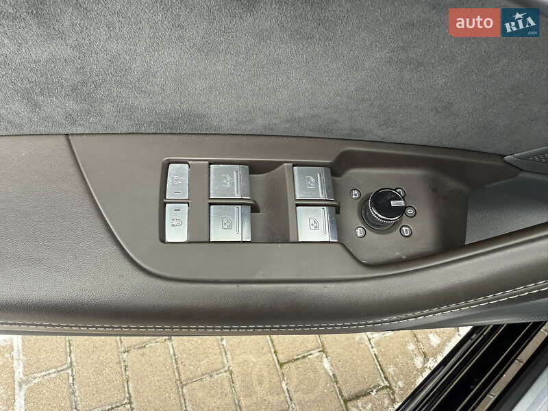 Седан Audi A6 2019 в Ровно