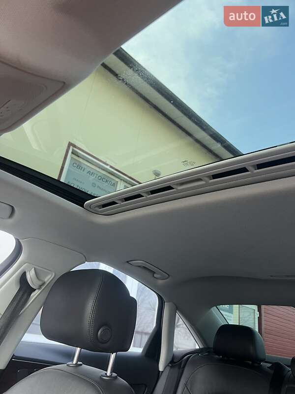 Седан Audi A6 2015 в Нововолинську