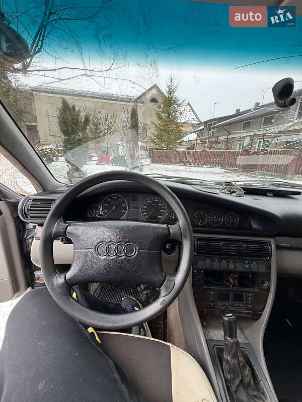 Седан Audi A6 1996 в Львові