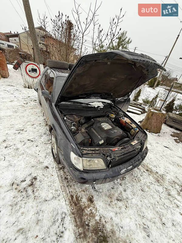 Седан Audi A6 1996 в Львові