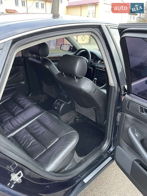 Седан Audi A6 2001 в Одессе