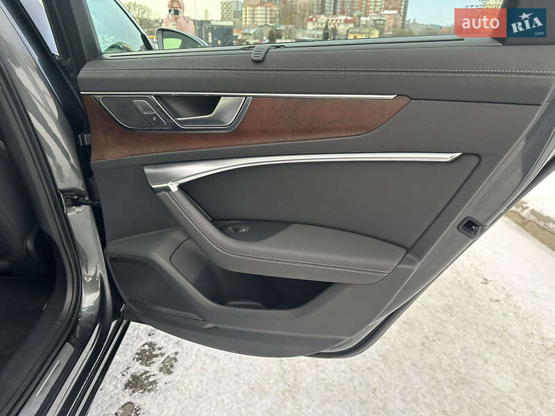 Седан Audi A6 2019 в Львові