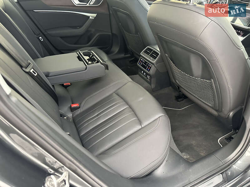 Седан Audi A6 2019 в Львові