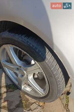 Седан Audi A6 2004 в Надворной