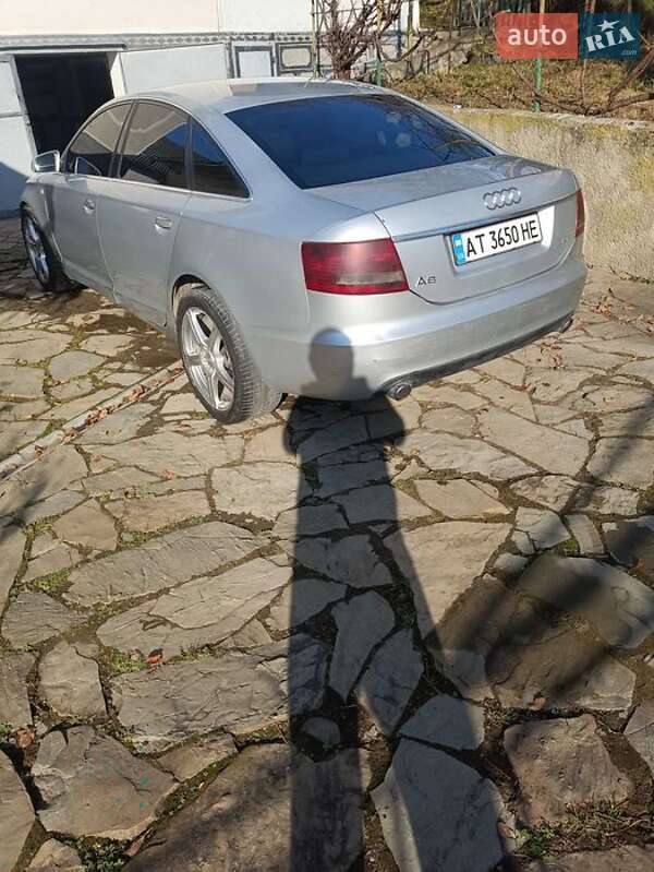 Седан Audi A6 2004 в Надворной