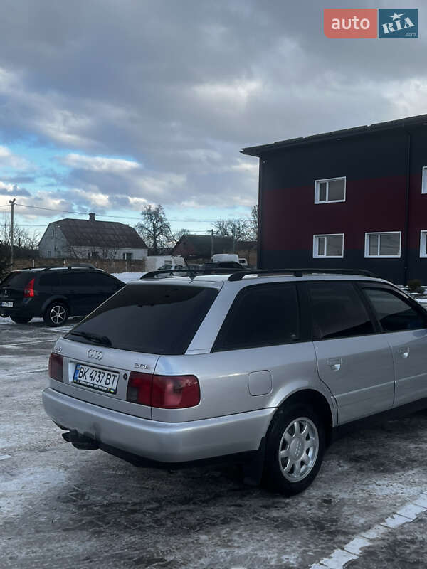 Універсал Audi A6 1996 в Дубні