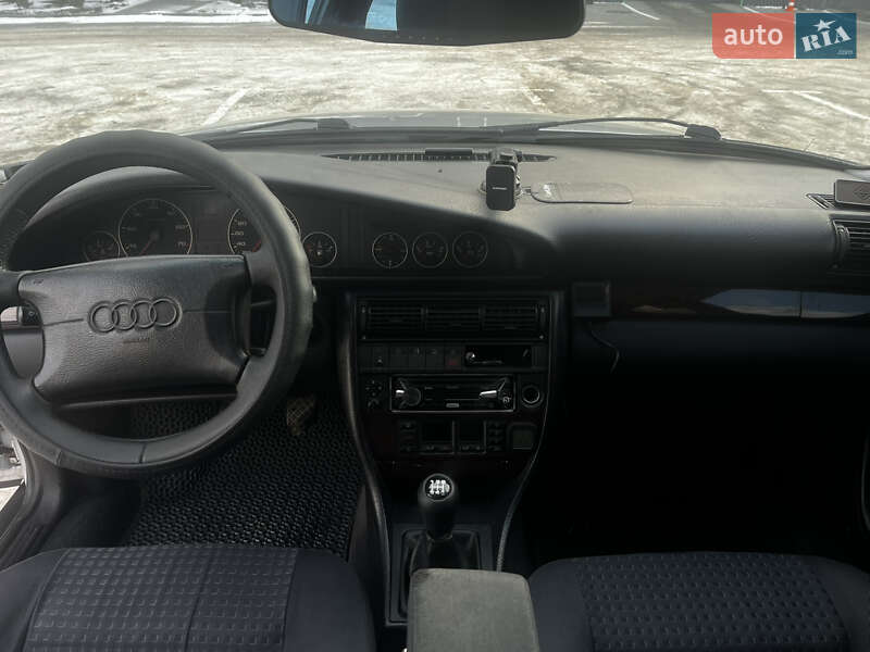 Універсал Audi A6 1996 в Дубні