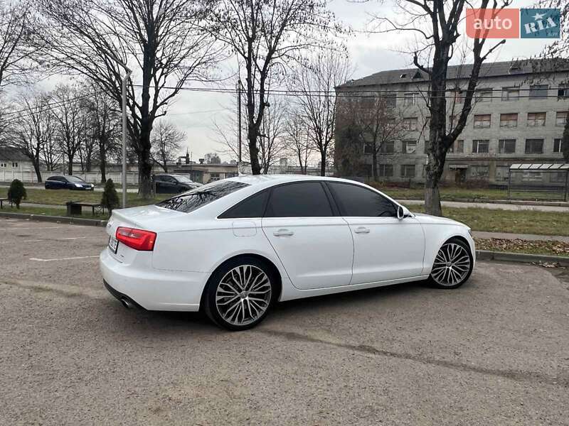 Седан Audi A6 2014 в Львові