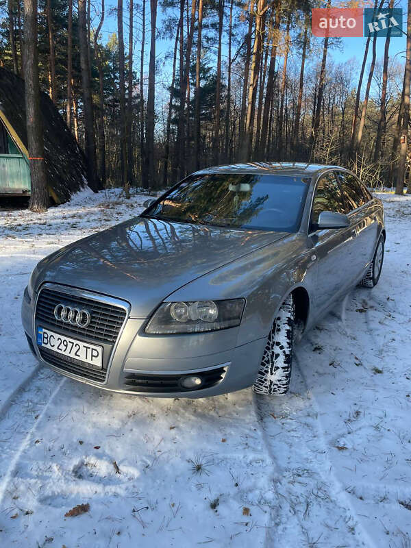 Седан Audi A6 2004 в Жовкве