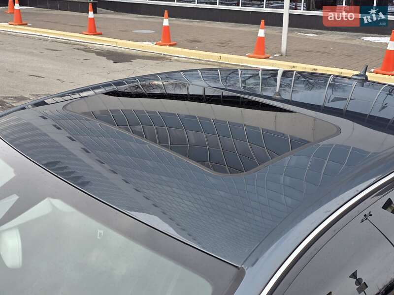 Седан Audi A6 2015 в Киеве