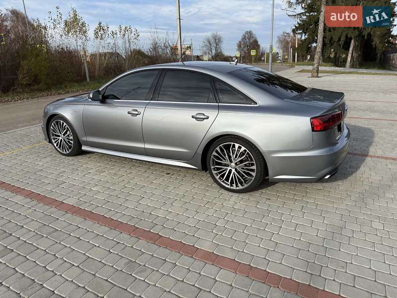Седан Audi A6 2016 в Староконстантинове