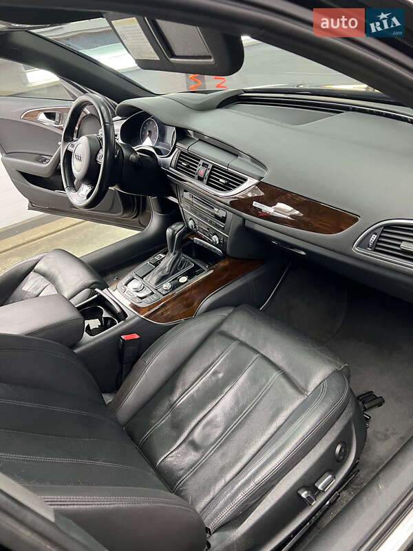 Седан Audi A6 2015 в Черновцах