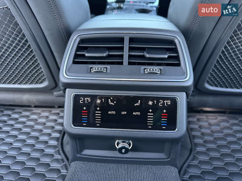 Седан Audi A6 2018 в Киеве