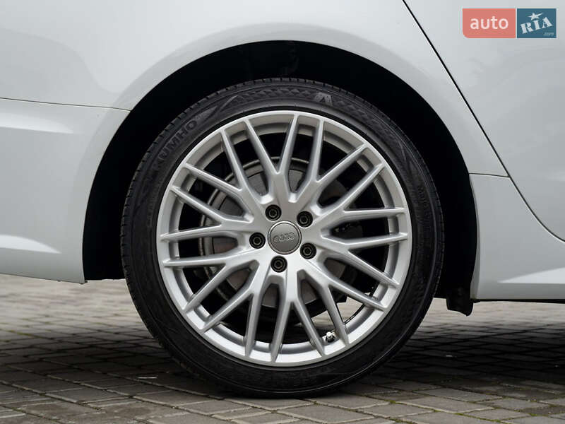 Седан Audi A6 2018 в Одессе