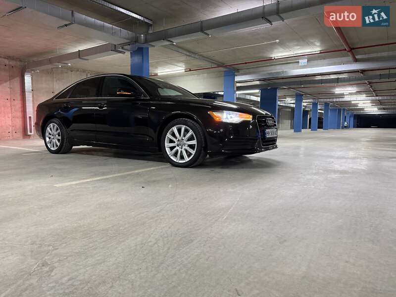 Седан Audi A6 2012 в Измаиле