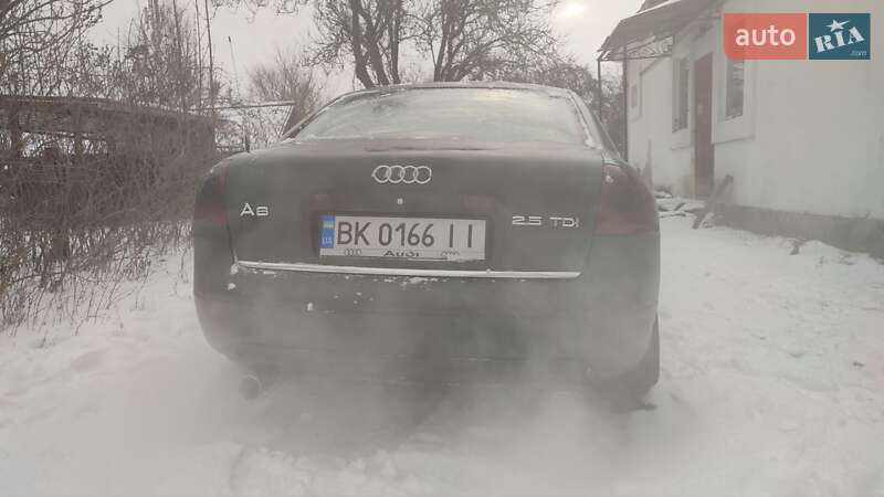 Седан Audi A6 2000 в Сарнах
