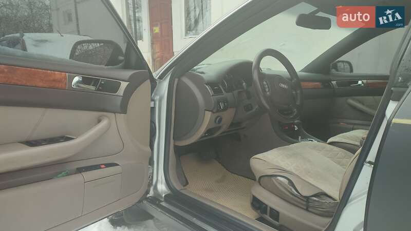 Седан Audi A6 2000 в Сарнах