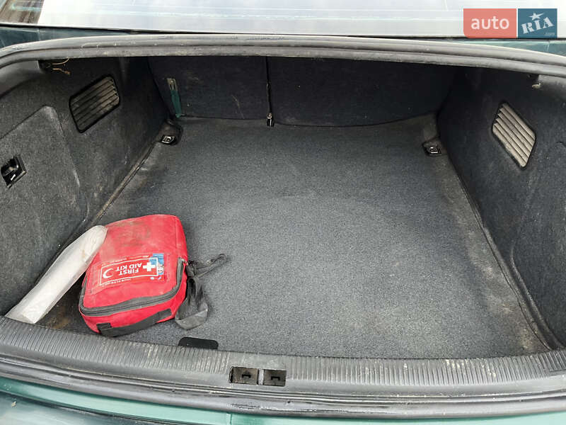 Седан Audi A6 1998 в Хмельницком