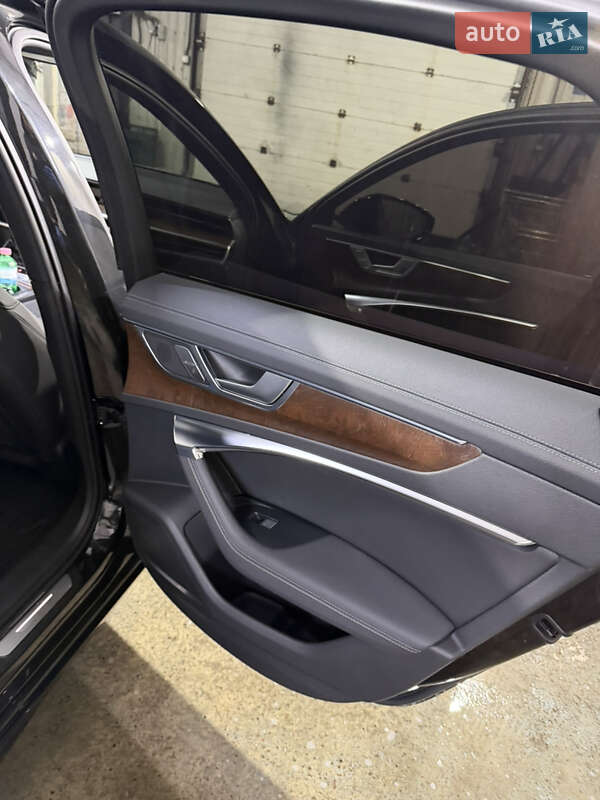 Седан Audi A6 2020 в Києві