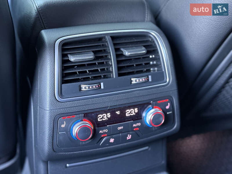 Седан Audi A6 2015 в Сарнах