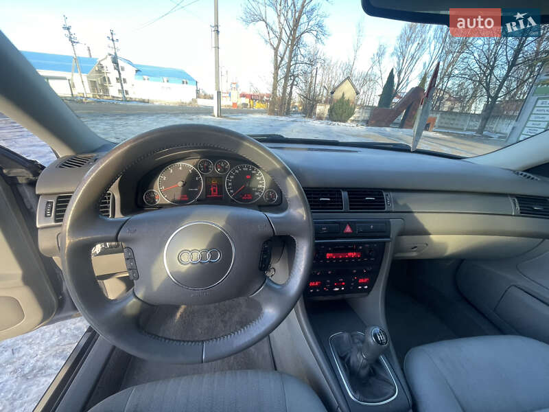 Седан Audi A6 2002 в Надворной