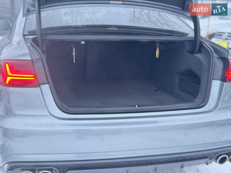 Седан Audi A6 2013 в Умани