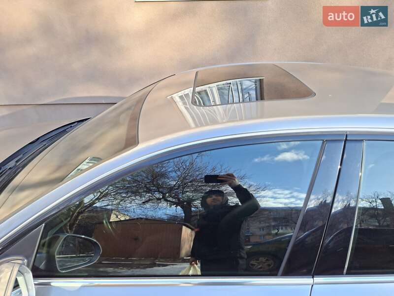 Седан Audi A6 2015 в Рівному