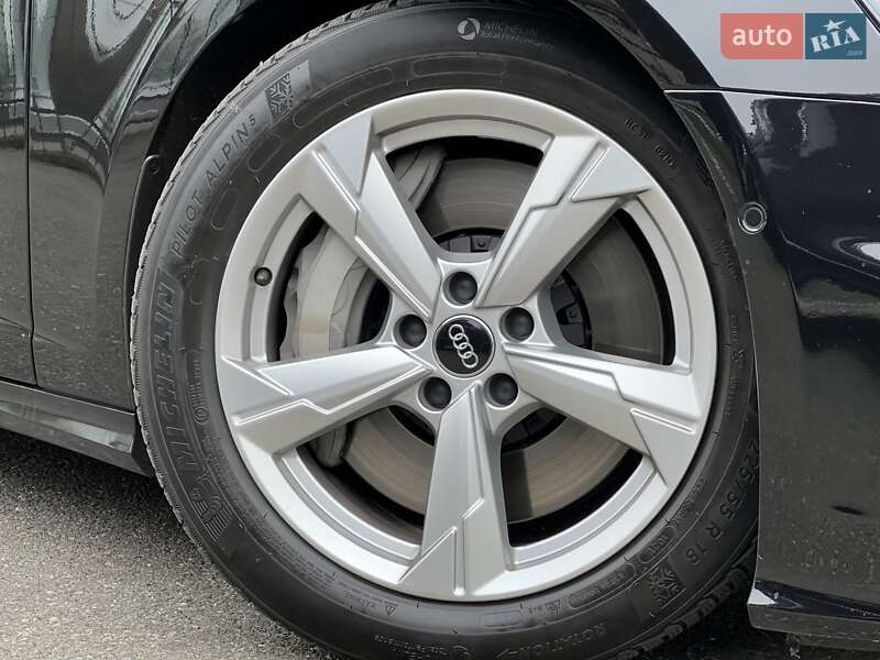 Седан Audi A6 2021 в Киеве