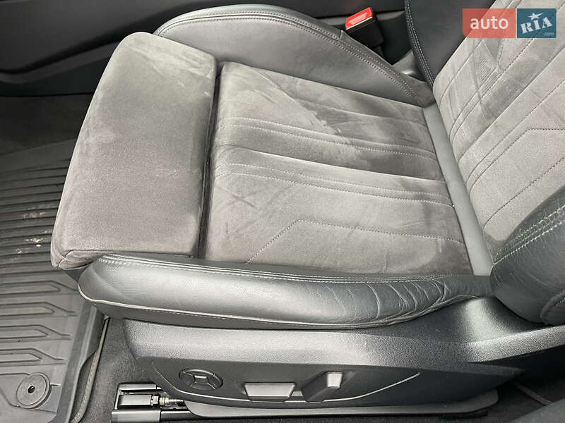 Седан Audi A6 2021 в Киеве