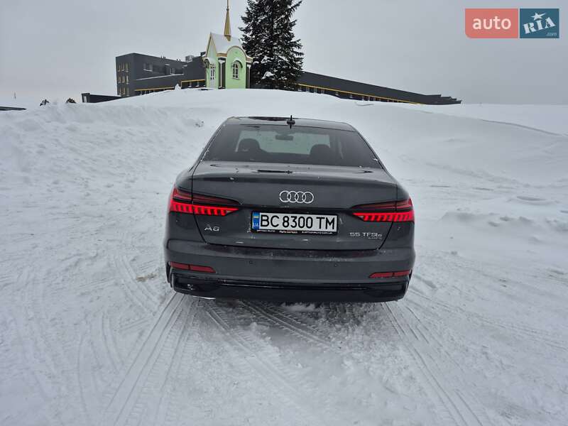 Седан Audi A6 2022 в Львове