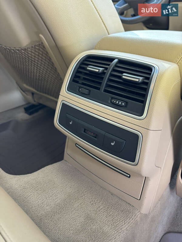 Седан Audi A6 2013 в Киеве