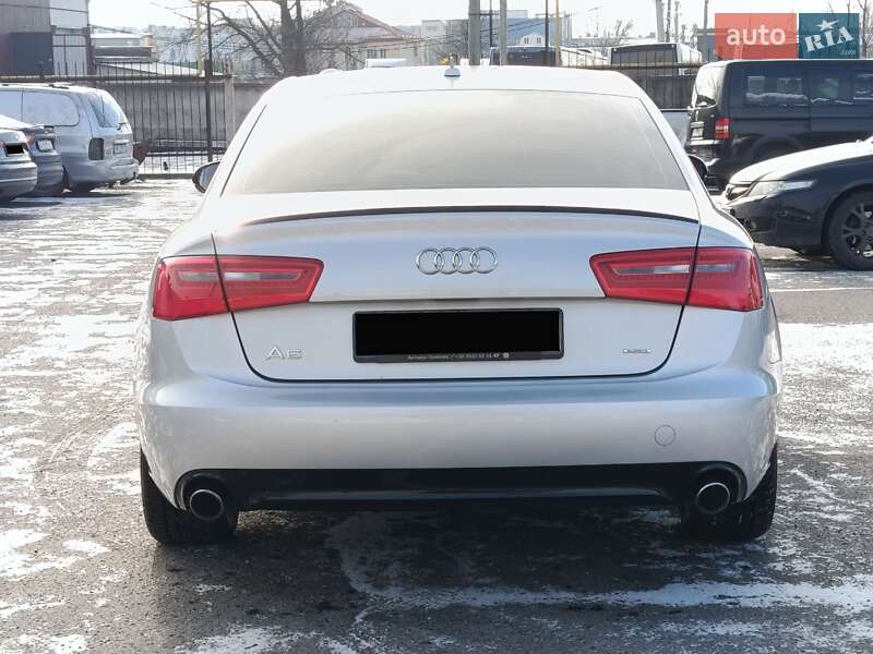 Седан Audi A6 2014 в Полтаве