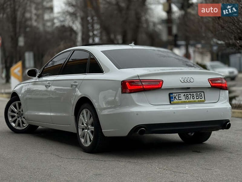 Седан Audi A6 2012 в Днепре