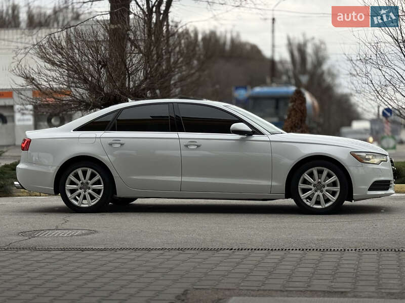 Седан Audi A6 2012 в Днепре