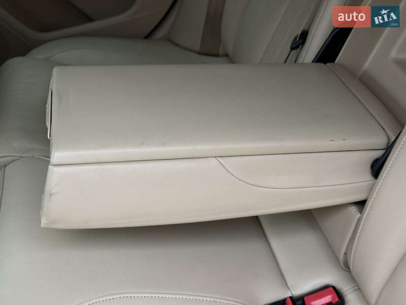 Седан Audi A6 2012 в Днепре