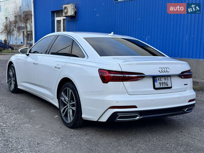 Седан Audi A6 2019 в Каменском