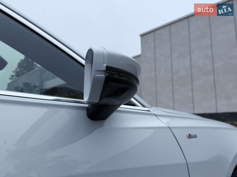 Седан Audi A6 2021 в Сумах