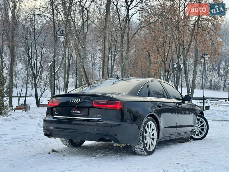 Седан Audi A6 2016 в Киеве