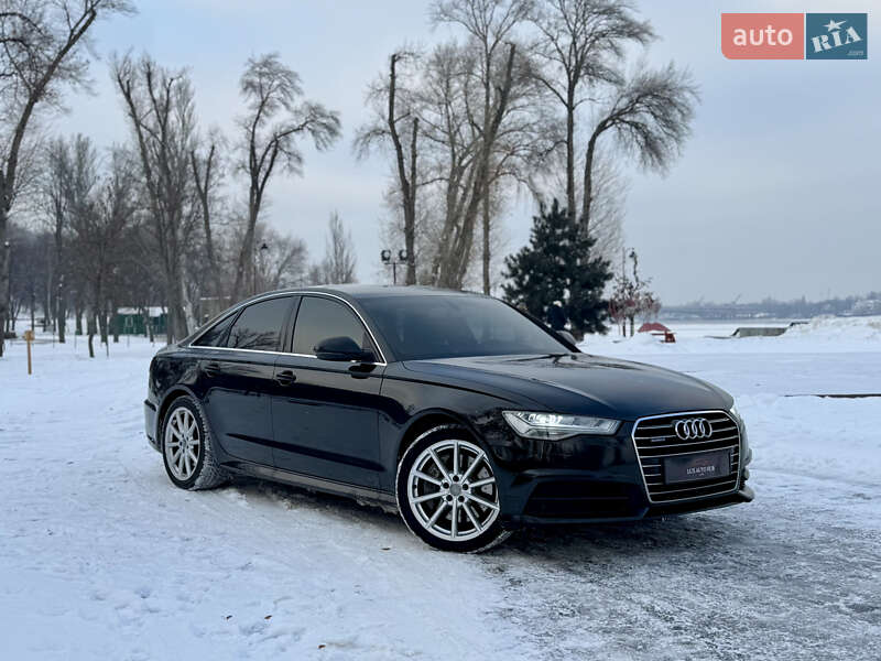 Седан Audi A6 2016 в Киеве