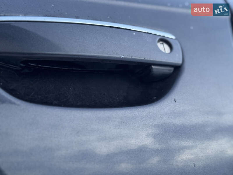 Седан Audi A6 2006 в Сарнах