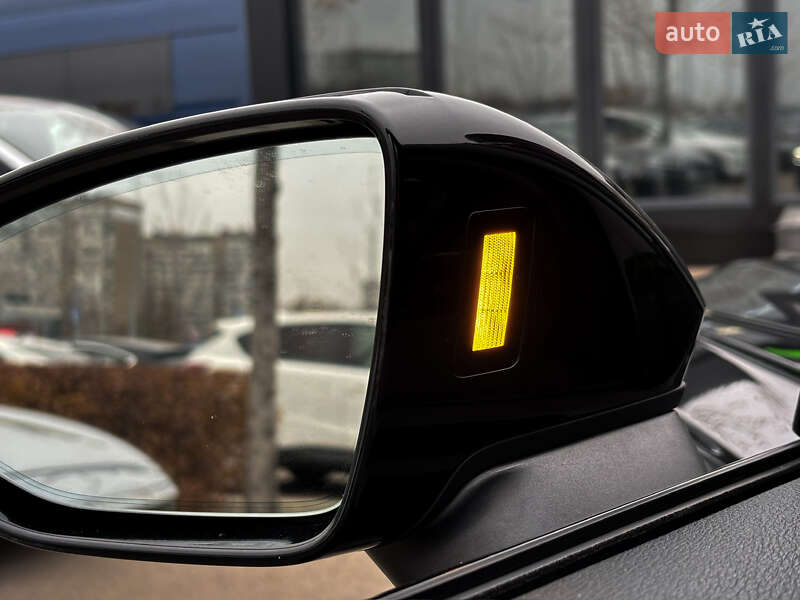 Седан Audi A6 2019 в Киеве