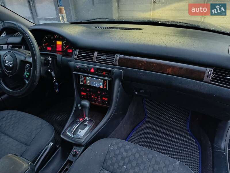 Седан Audi A6 2000 в Львове