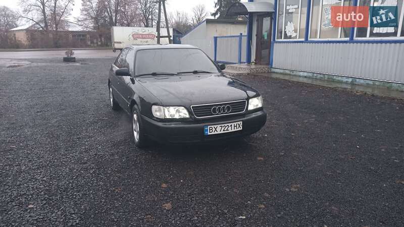 Седан Audi A6 1995 в Горохове
