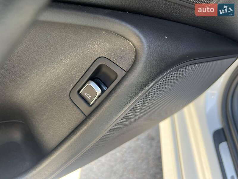 Седан Audi A6 2018 в Одессе
