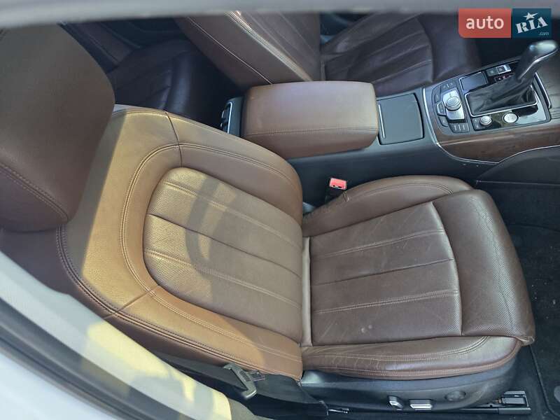 Седан Audi A6 2015 в Киеве