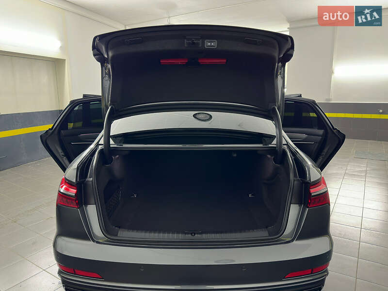 Седан Audi A6 2023 в Казатине